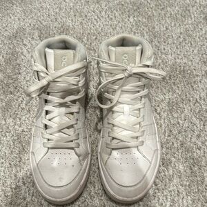 ONcloud The Roger mid